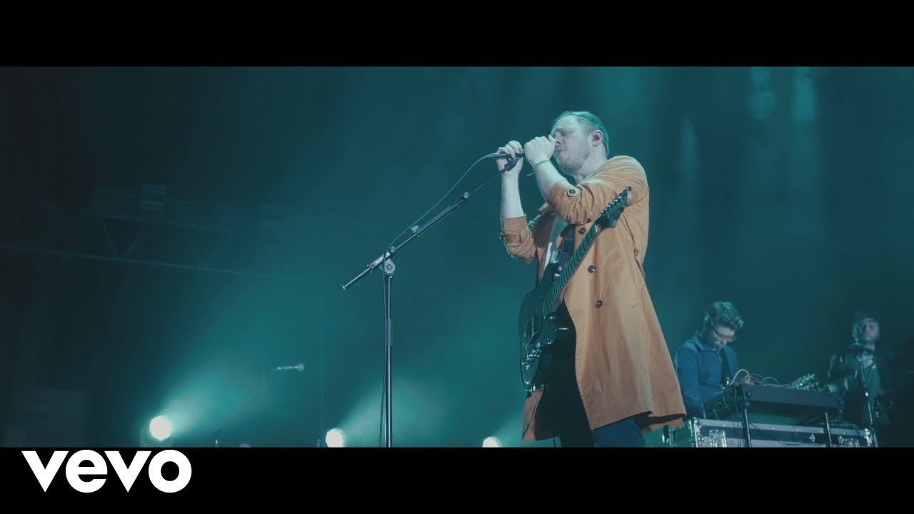 Everything Everything Breadwinner (Live at Alexandra Palace) YouTube