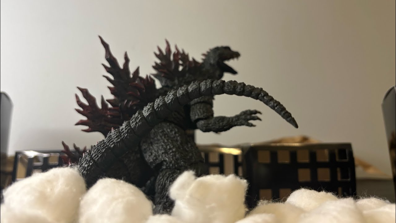 Sh monsterarts godzilla 2000 review 
