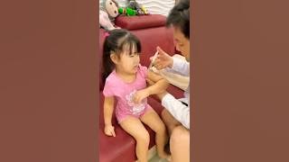 Who else is so afraid of injection? 😤😱#shorts #vrial LeoNata family
