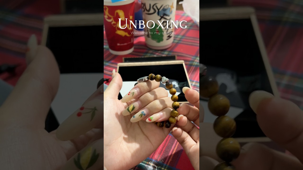 What my fwend gifted to me as a bday present 🎁🎂 