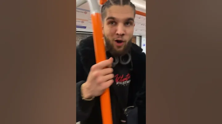 Who are these lot they wouldn’t stop rapping 🤨?! #pengame #passive #rapbattle #battlerap #public