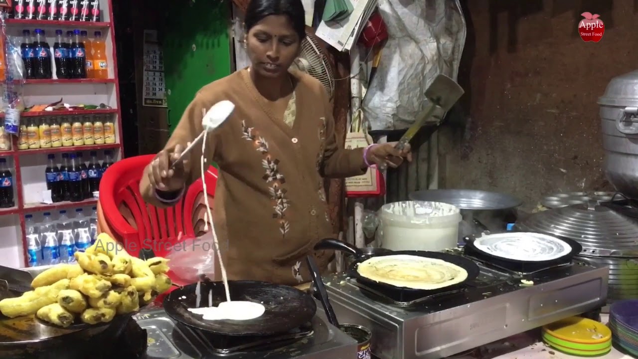 Aunty making Dosa at alipiri mettu dari in thirumala | village aunty making dosa | APPLE STREET FOOD