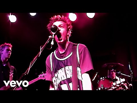 Sum 41 - Makes No Difference (Official Music Video)