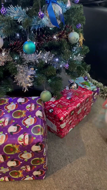 Download lagu Every kid gamer at Christmas #shorts