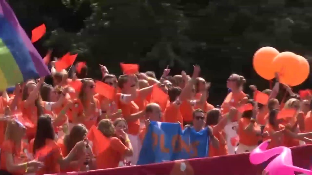 LIVE: Amsterdam gay pride canal parade