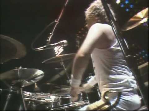 Queen - We Will Rock You - We Are the Champions(Live)