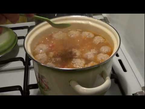Видео рецепт Картофельный суп-пюре с фрикадельками