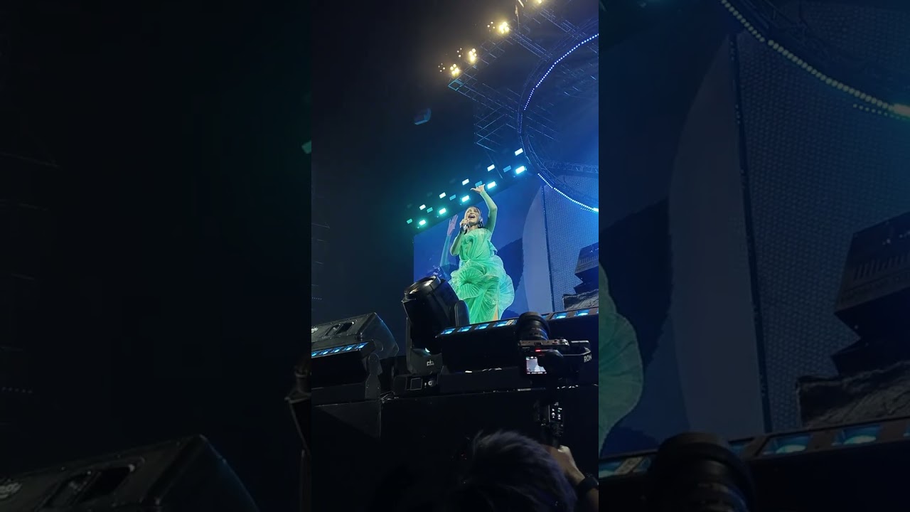 Rossa - Hati yang kau sakiti ( Here I Am Concert)