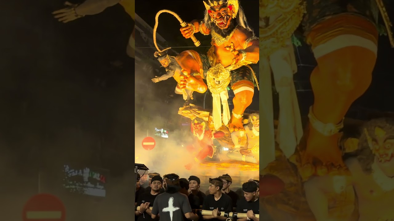 Ogoh Ogoh Parade Bali 2026 | Fire, Smoke & Night Festival