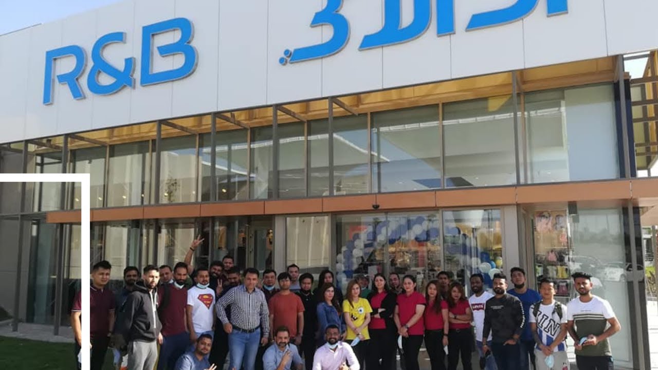 1st. R&B STORE IN KUWAIT @CherryShakeitoff - YouTube