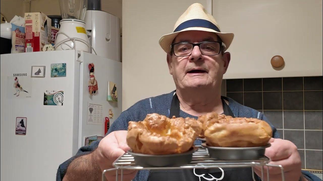 Ninja AF500 Air Fryer , in the kitchen with Carl Yorkshire Puddings
