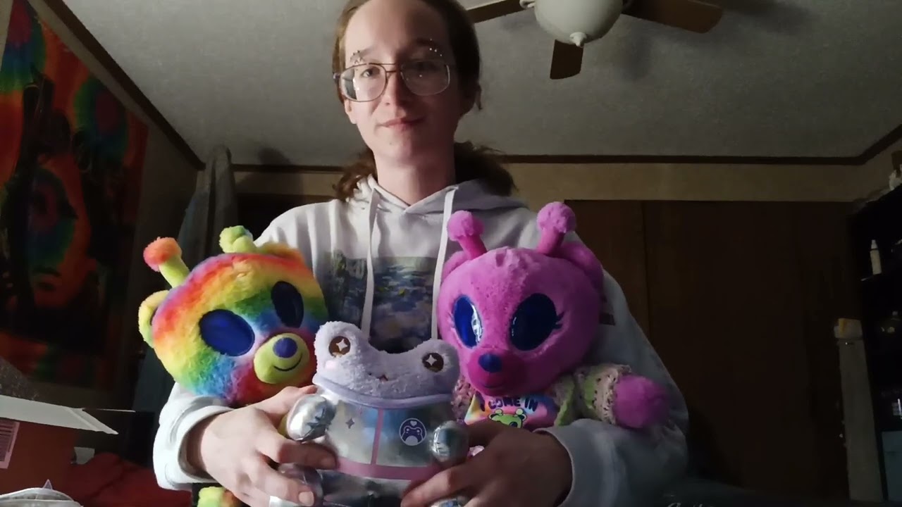 Unboxing My Magenta Bearlien!!