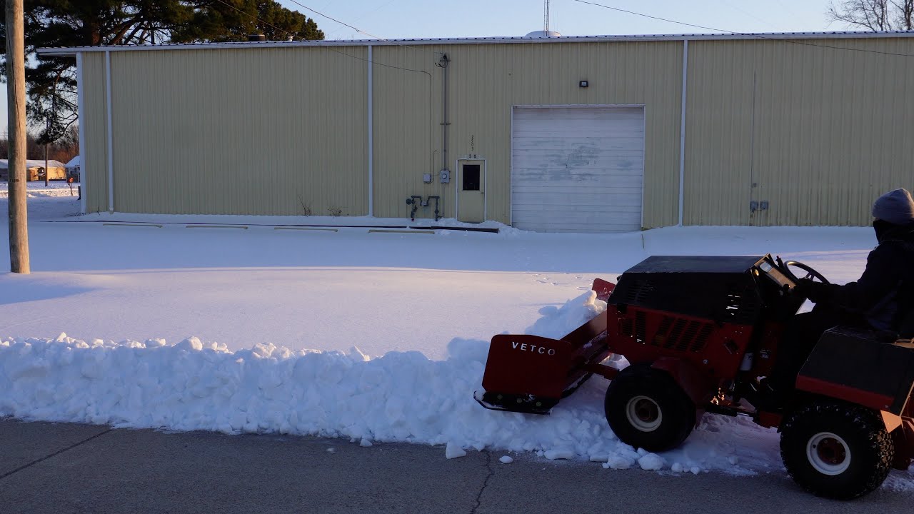 We SURVIVED Snowmageddon 2026 in Mowssouri!