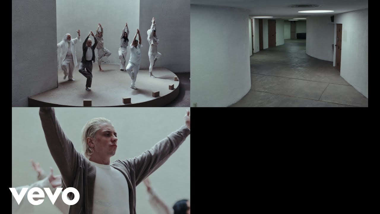 CA7RIEL & Paco Amoroso - Ha Ha