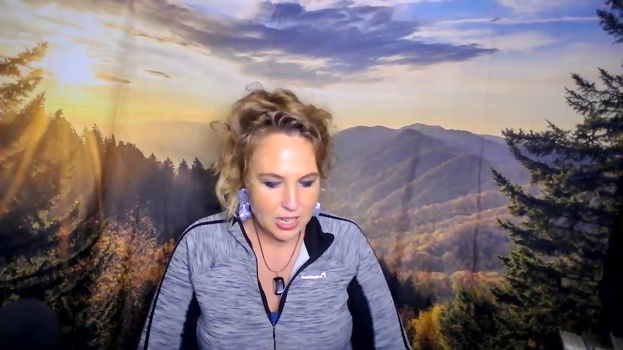 Singles Storyline: Ohhh...you are NOT invisible at ALL! Several people have eyes on this Queen!