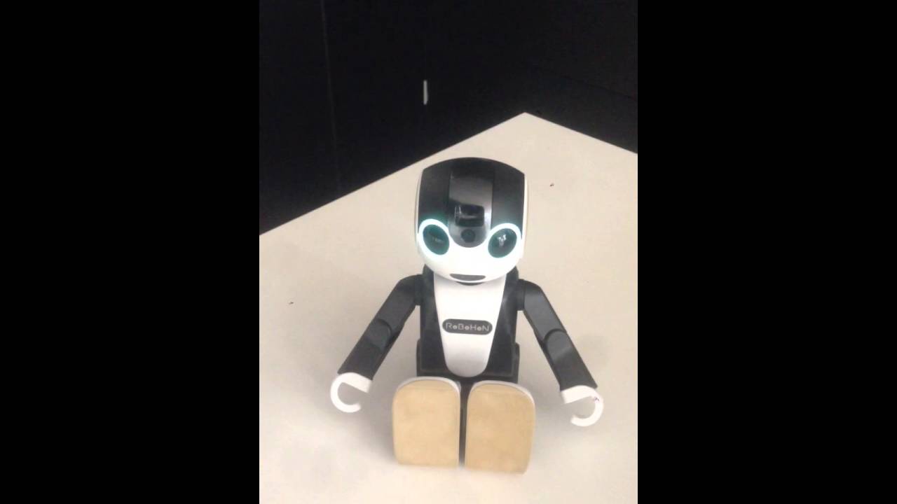 お値段19万8000円＋税！ シャープ『RoBoHoN(ロボホン)』が5月26日から