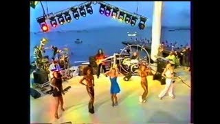 Spice Girls - Say You ll Be There (Live at Boulevard de la Croisette, Cannes - 1997)
