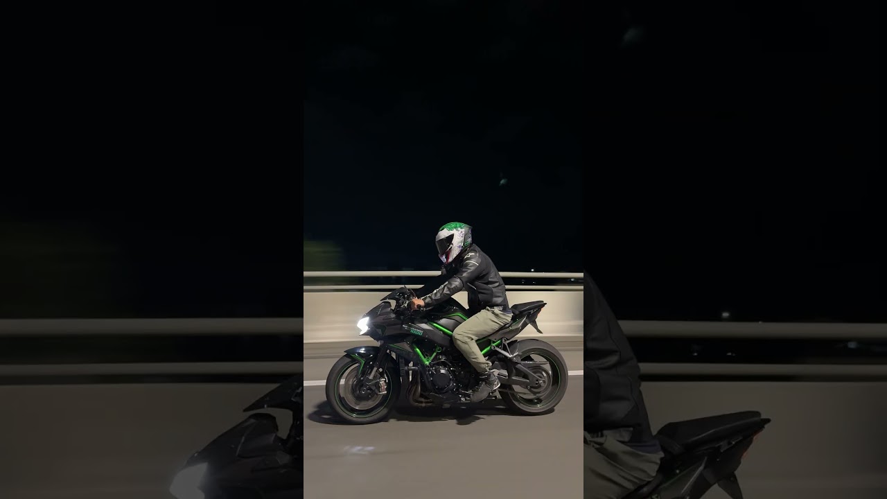 Kawasaki ZH2 supercharged 230HP  