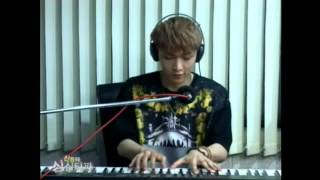 EXO - 130906 Shim Shim Ta Pa - KRIS rapping to LAY's self composed song