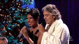 Video thumbnail of "Andrea Bocelli e Natalie Cole - Christmas song   live 2009"