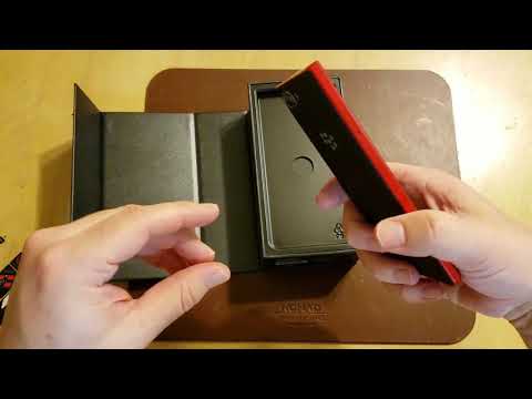 BlackBerry KEY2 LE Unboxing (Atomic Red)
