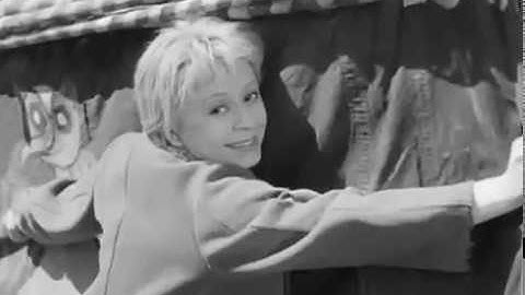 [Cinema Music Scene]  La strada  Gelsomina (1954)  " Nino Rota Musique "