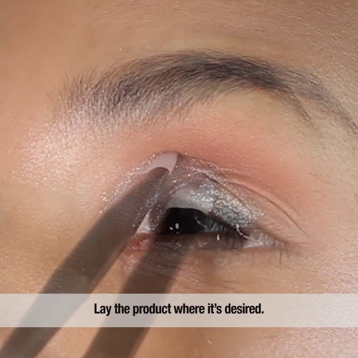 The Eyeshadow Tape Trick That Will Change Your Makeup Game! 