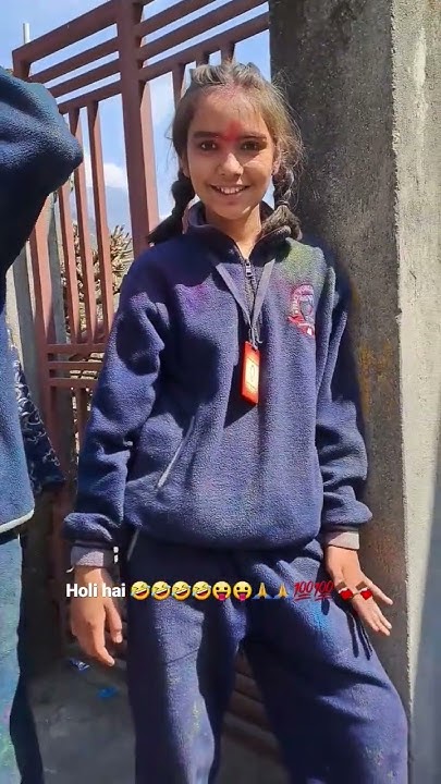 holi aayi rang birangi