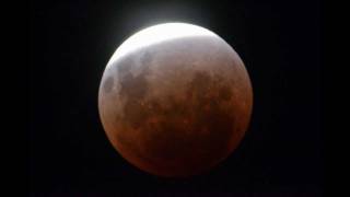 Total Lunar Eclipse (December 10, 2011)