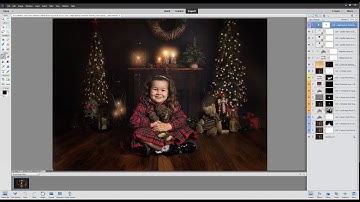 Editing a Christmas image in Photoshop Elements PSE - Tutorial Christmas Magic Actions and Overlays