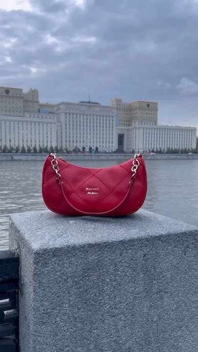Сумки из кожи ягненка от премиального бренда со скидкой 50%. Цена - 15. ...