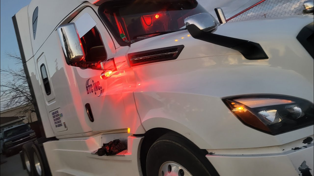 Installing dual watermelon lights and new purchase for the Cascadia 1822 YouTube