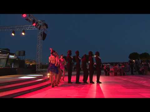 Video: Erkekler Için Balo Salonu Dansı - Artıları Ve Eksileri