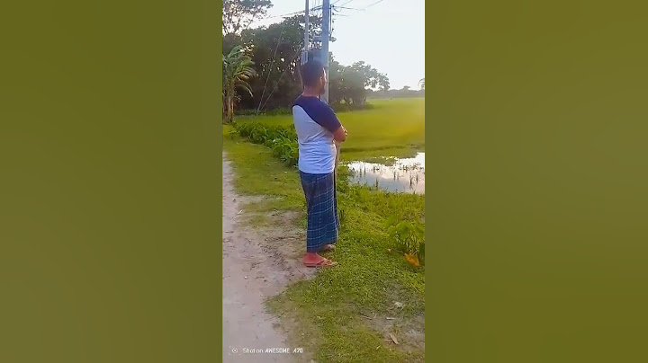 পায়ে স্যান্ডেল, গায়ে লুঙ্গি আর গেঞ্জি পরা লোকটি কে আপনারা যদি চিনে থাকেন তাহলে কমেন্টে বলে যান।