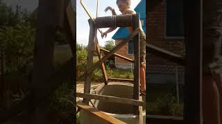 видео Выкопаем колодец под ключ в Давыдово