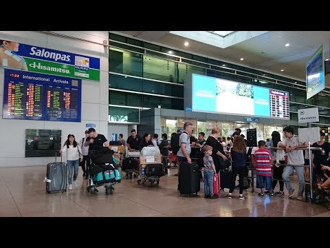 Video Arrival Hall at Tan Son Nhat International Airport |... - youtube