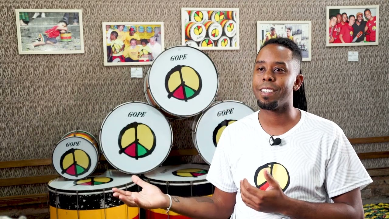 ESCOLA OLODUM - MINI DOC