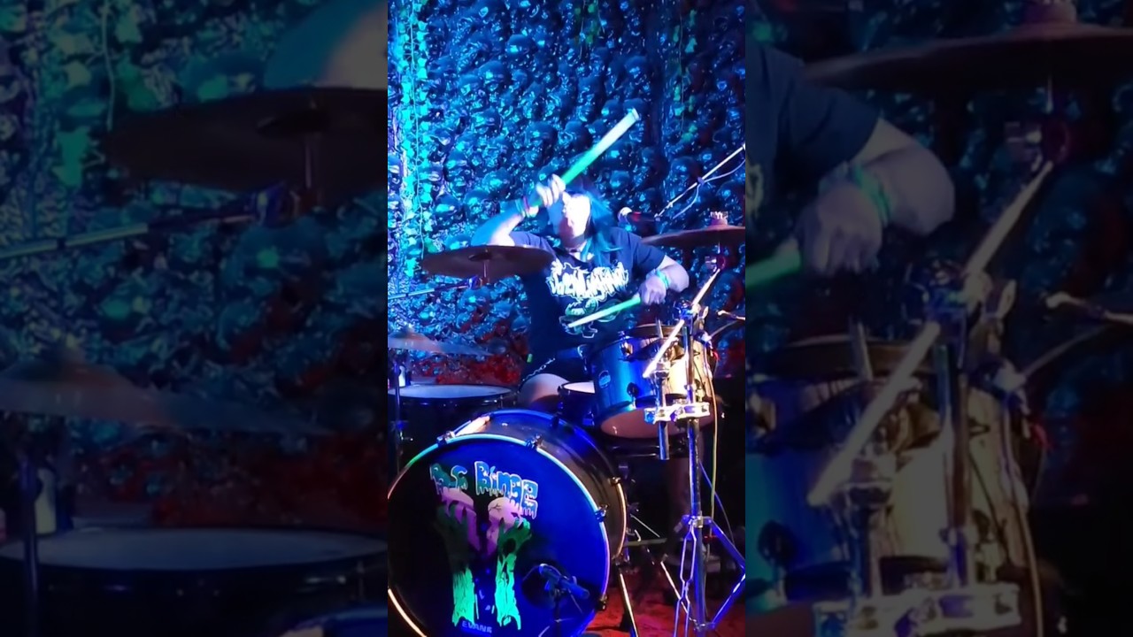 Female drummers are everything!! 🥁🎤 