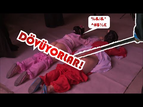 Asyalı Kızları Sopalarla Dövüyorlar (Youtube yaş kısıtlaması koydu)