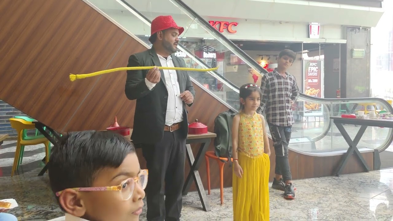 Suvarna being tricked! Magic Show!