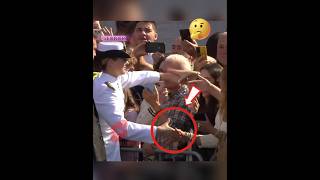 Take a photo with Princess Leonor @PixieHollow- #princessofasturias