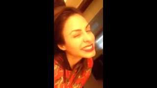 Alinne Rosa Manda Beijo Exclusivo Para Seus Fãs Via Facebook