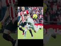 When players never give up 😤 #football #soccer #ytshorts
