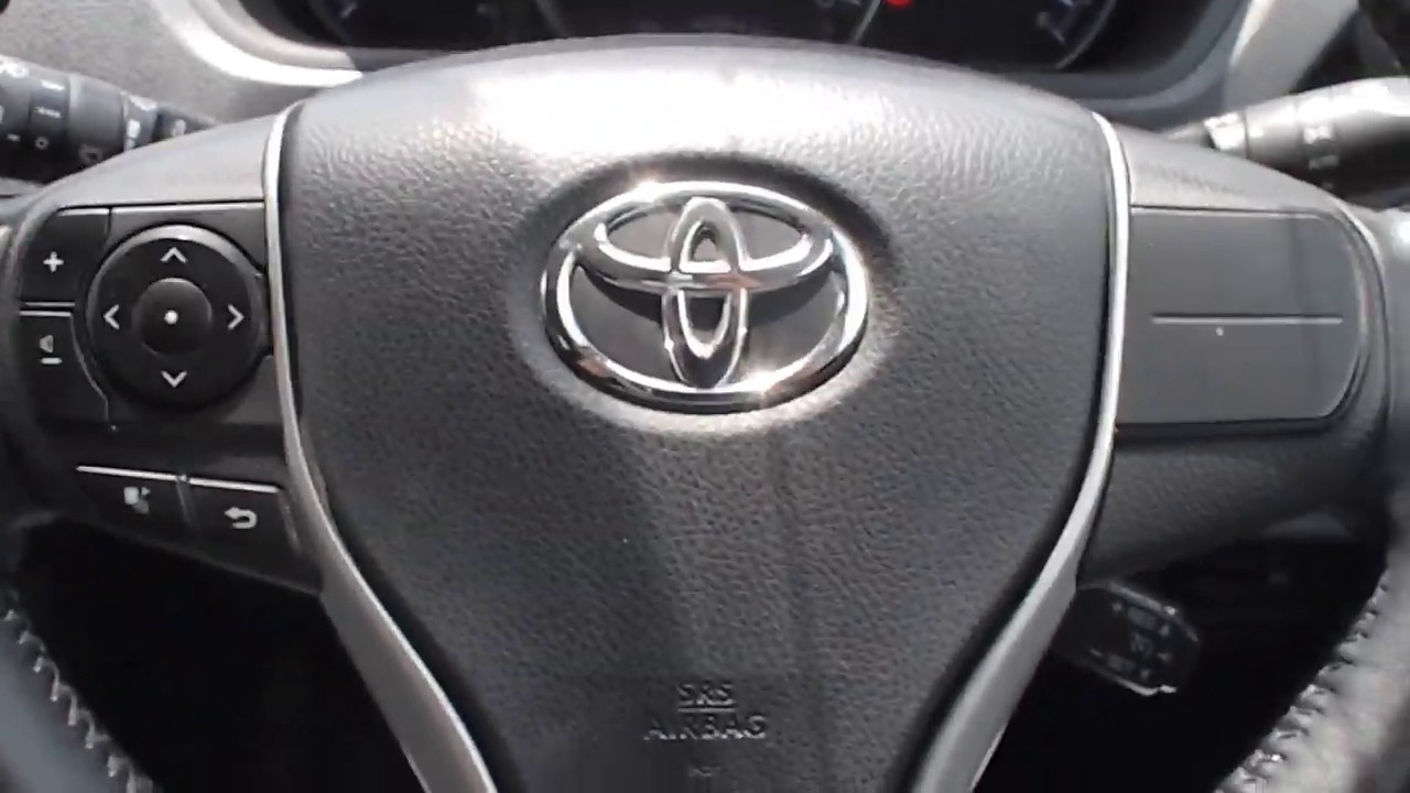 Toyota esquire салон