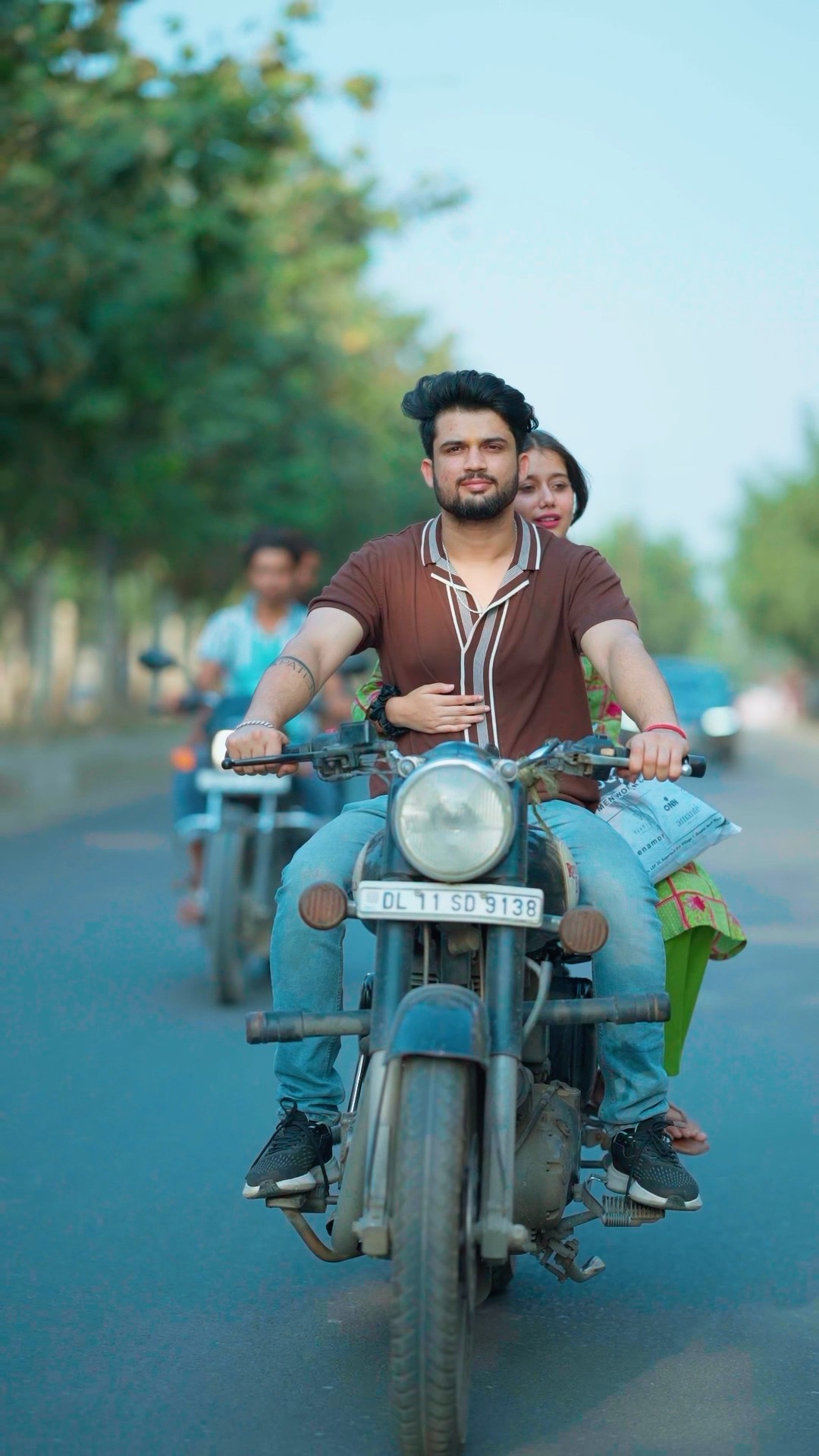 When your wife knows everything ￼❤️?? #varunbundela #trendingshorts #shorts