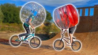 COMBAT DE BUBBLE BALL EN BMX !