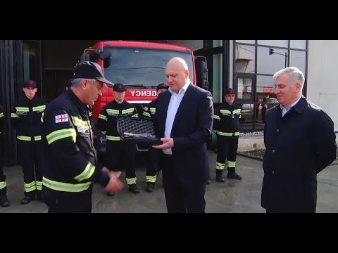 მინისტრის მოადგილემ საგანგებო სიტუაციების მართვის სამსახურის თანამშრომელი დააჯილდოვა