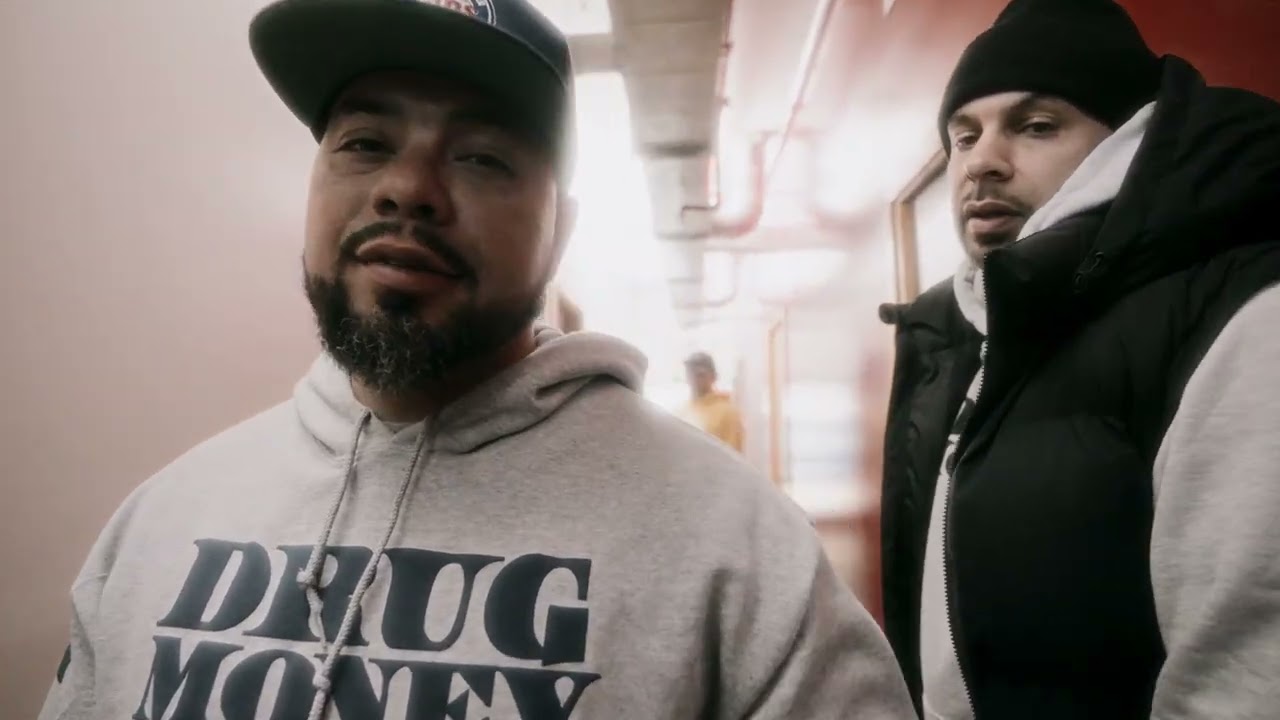 EA$Y MONEY x PHINELIA 