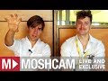 Capture de la vidéo The Hives Talk Hot Tubs, Surfing And The Texas 2-Step | Moshcam