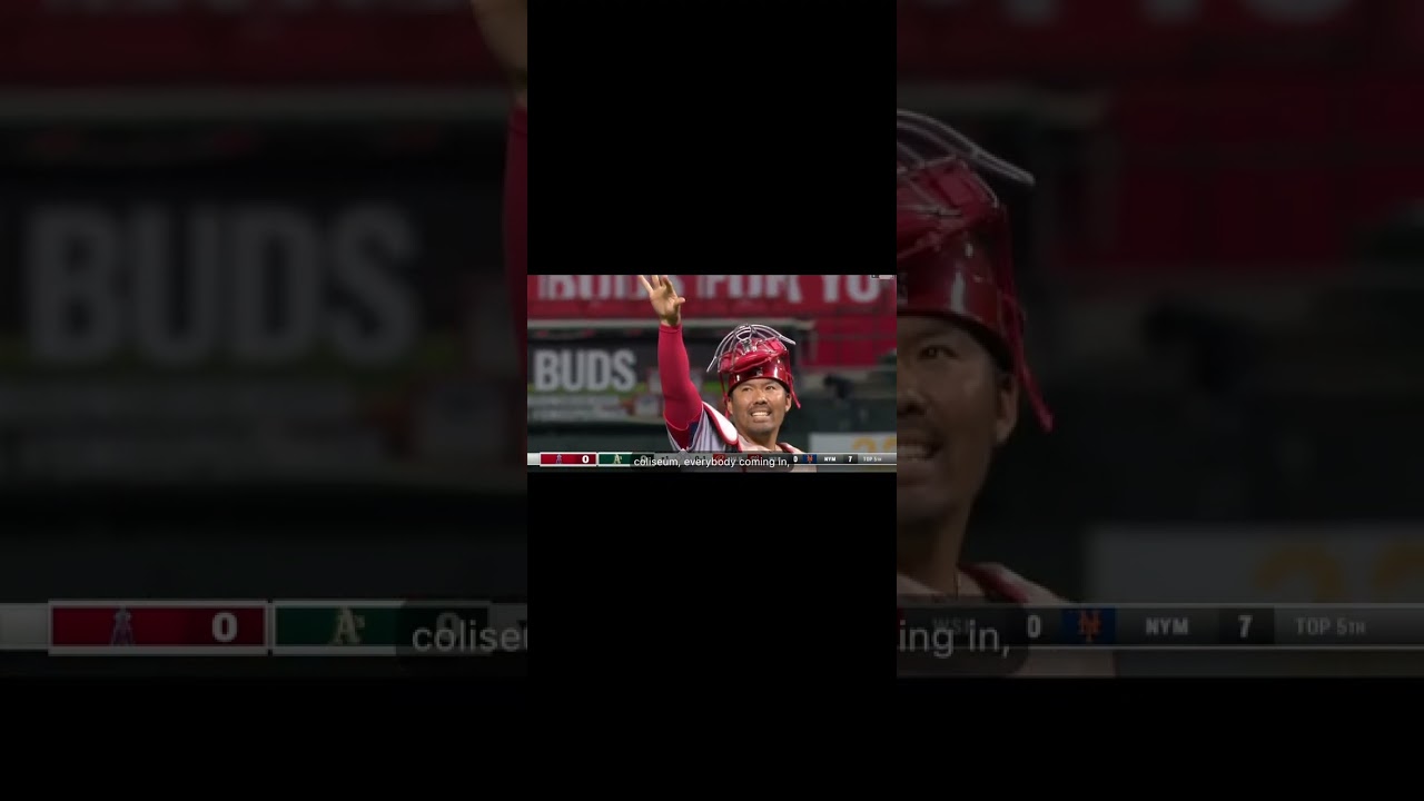 Kurt Suzuki catches his last big league pitch